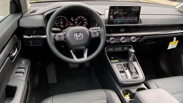 Photo of 2025 Crystal Black Honda CR-V