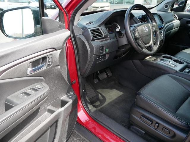 Photo of 2023 Radiant Red Metallic II Honda Ridgeline