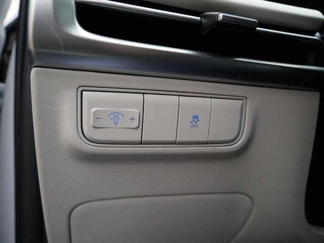 Photo of 2025 Serenity White Pearl Hyundai TUCSON
