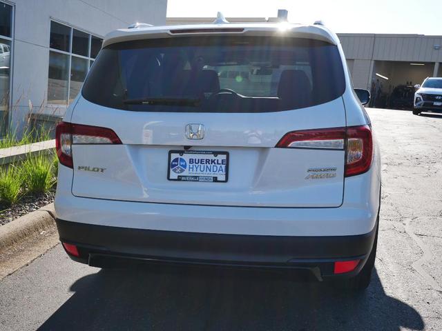 Photo of 2022 Platinum White Pearl Honda Pilot