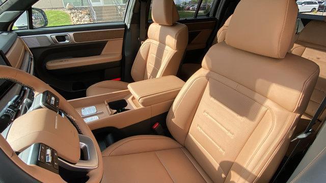 Photo of 2026 White Hyundai SANTA FE HEV