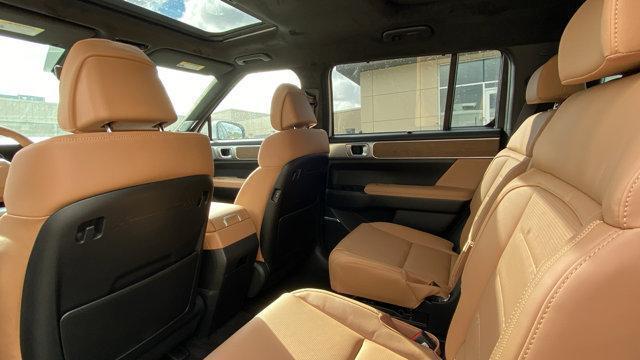 Photo of 2026 White Hyundai SANTA FE HEV