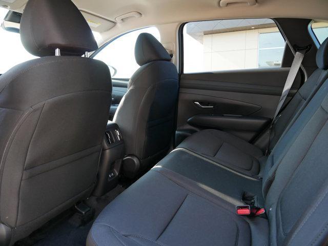 Photo of 2025 Pearl Hyundai TUCSON Hybrid