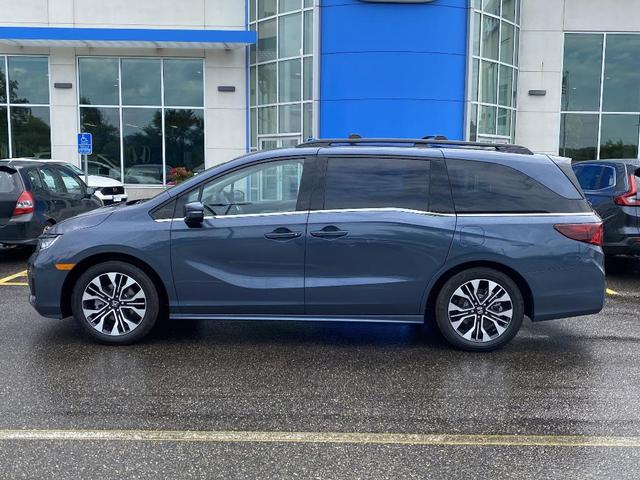 Photo of 2025 Smoke Blue Honda Odyssey