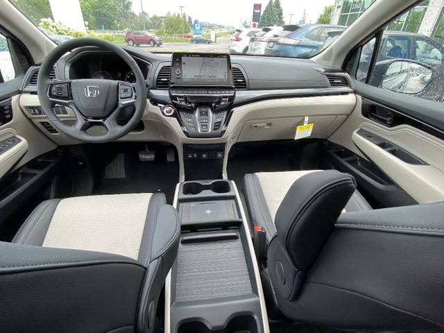 Photo of 2025 Smoke Blue Honda Odyssey