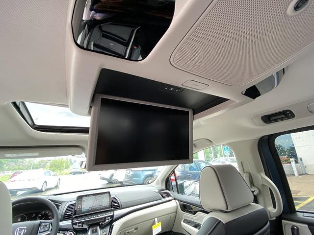 Photo of 2025 Smoke Blue Honda Odyssey