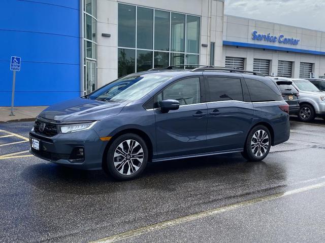 Photo of 2025 Smoke Blue Honda Odyssey
