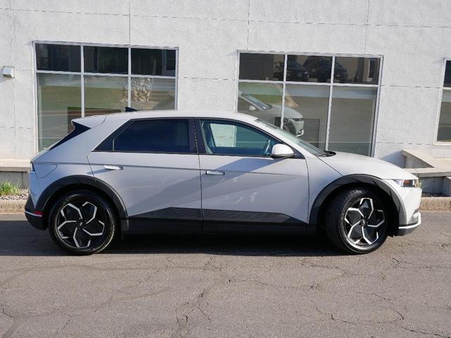 Photo of 2023 Cyber Gray Hyundai IONIQ 5