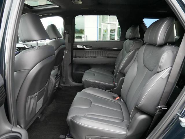 Photo of 2025 Emerald Hyundai PALISADE