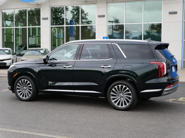 Photo of 2025 Emerald Hyundai PALISADE
