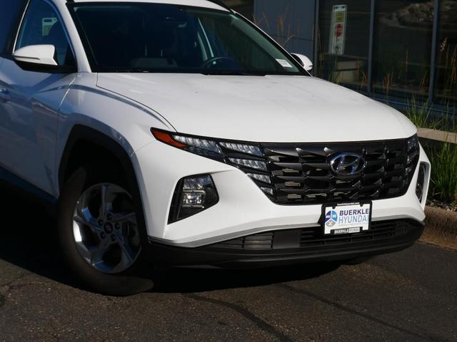 Photo of 2022 Quartz White Hyundai TUCSON