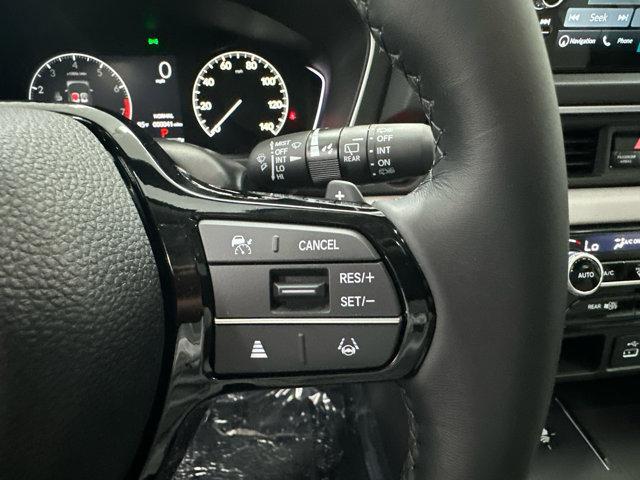 Photo of 2025 Lunar Silver Metallic Honda Pilot