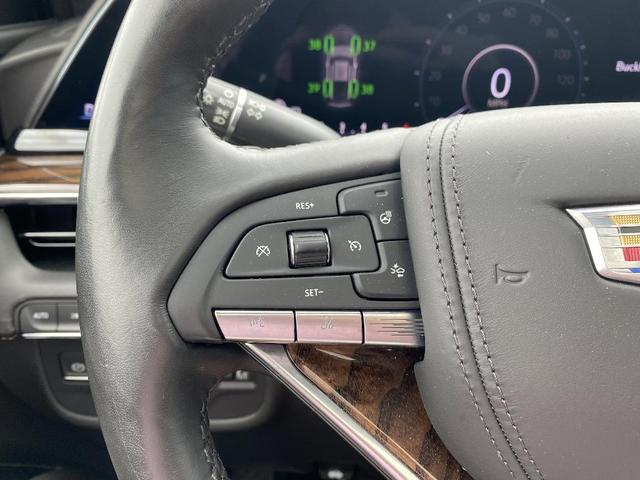 Photo of 2021 Crystal White Tri-Coat Cadillac Escalade