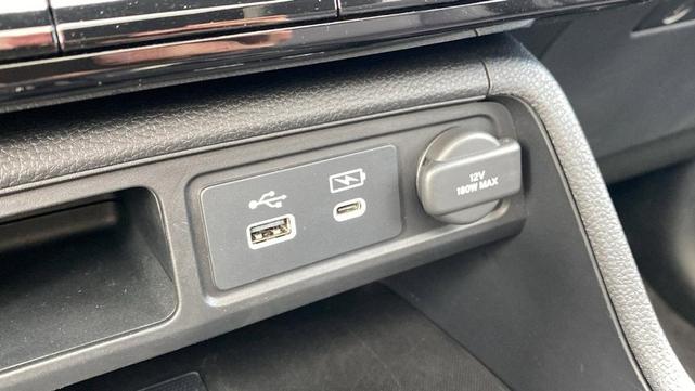 Photo of 2025 Modern Steel Metallic Honda Pilot