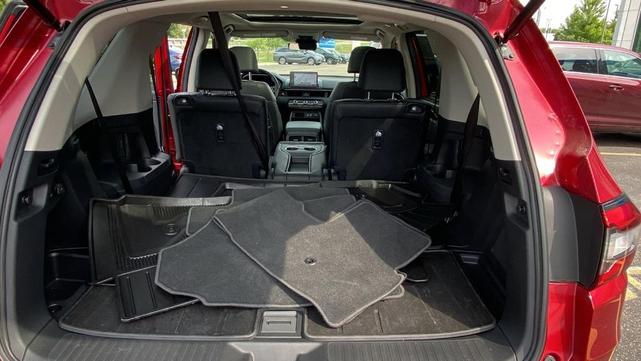 Photo of 2025 Radiant Red Metallic II Honda Pilot