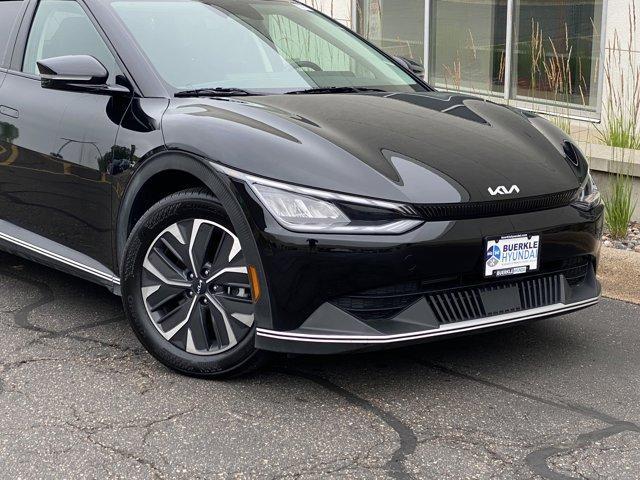 Photo of 2024 Aurora Black Pearl Kia EV6
