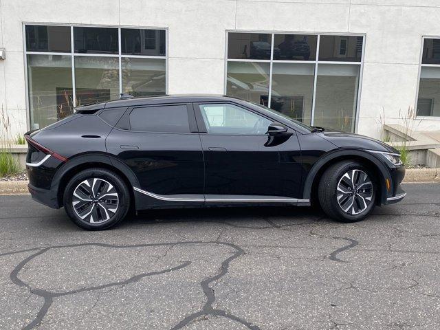 Photo of 2024 Aurora Black Pearl Kia EV6