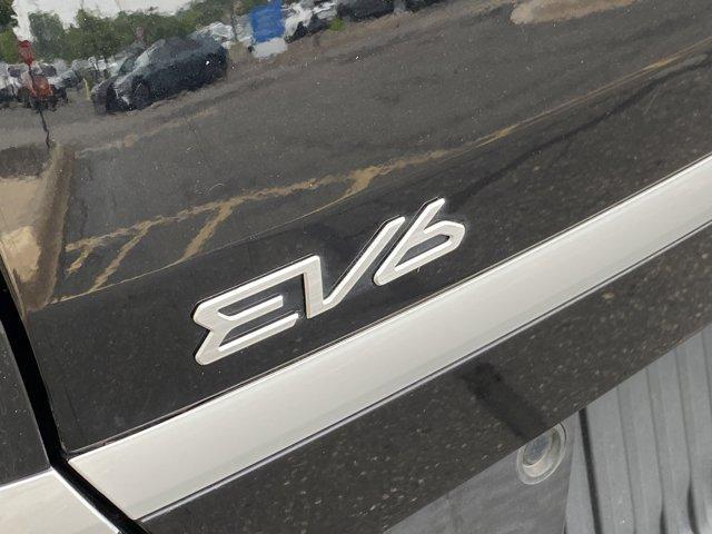 Photo of 2024 Aurora Black Pearl Kia EV6