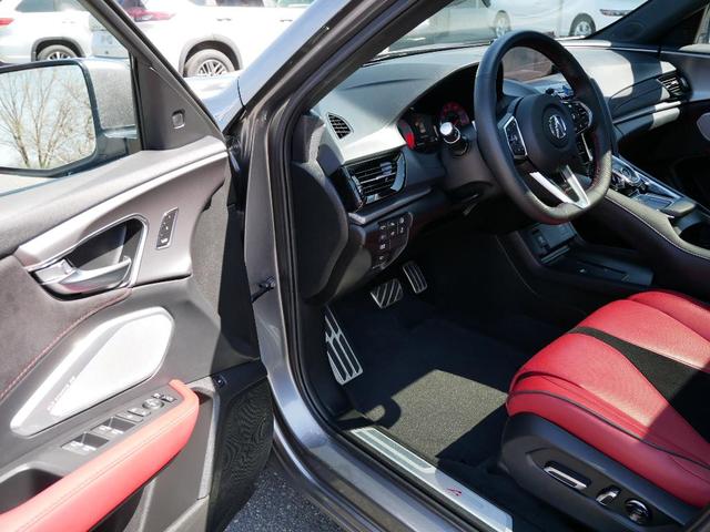 Photo of 2024 Lunar Silver Metallic Acura RDX