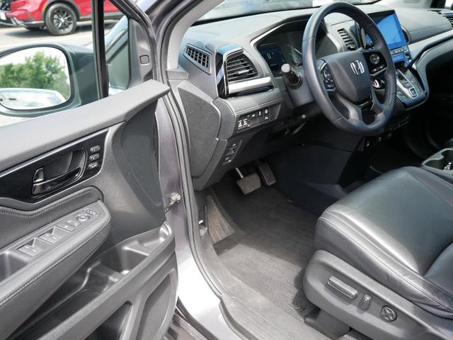 Photo of 2023 Modern Steel Metallic Honda Odyssey