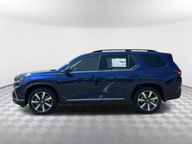 Photo of 2025 Obsidian Blue Pearl Honda Pilot