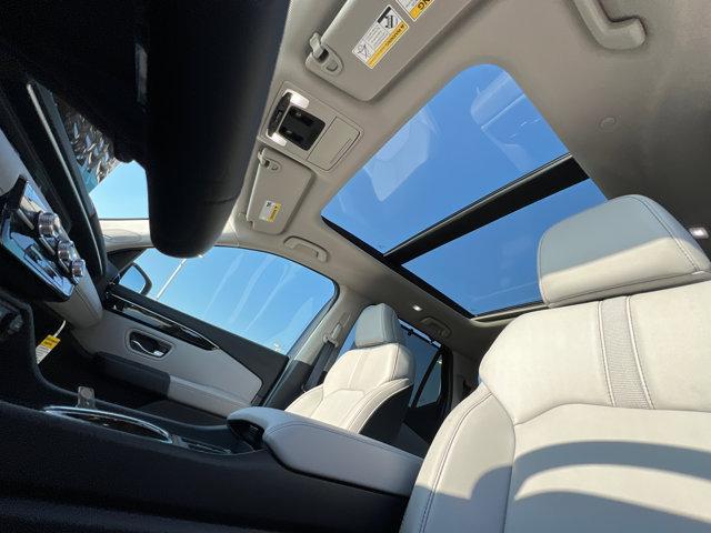 Photo of 2025 Obsidian Blue Pearl Honda Pilot