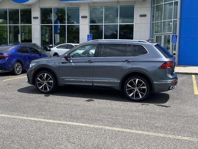 Photo of 2022 Platinum Gray Metallic Volkswagen Tiguan