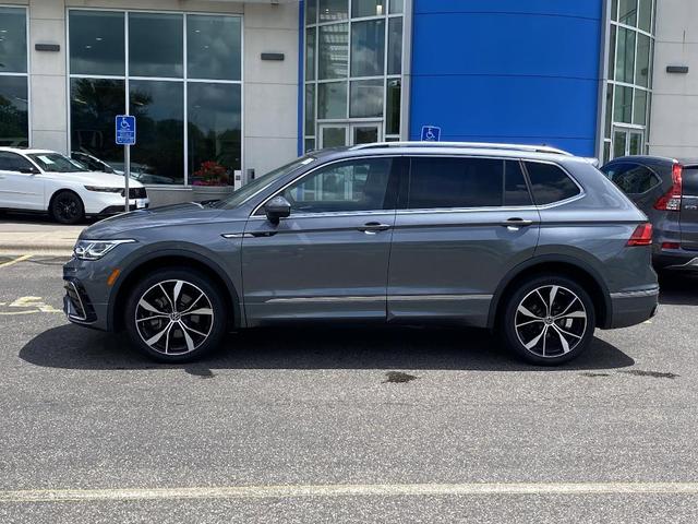 Photo of 2022 Platinum Gray Metallic Volkswagen Tiguan