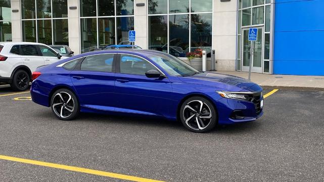 Photo of 2022 Still Night Pearl Honda Accord