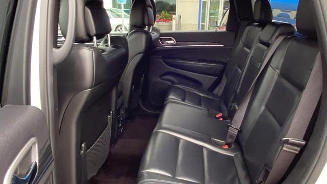 Photo of 2019 Bright White Clearcoat Jeep Grand Cherokee