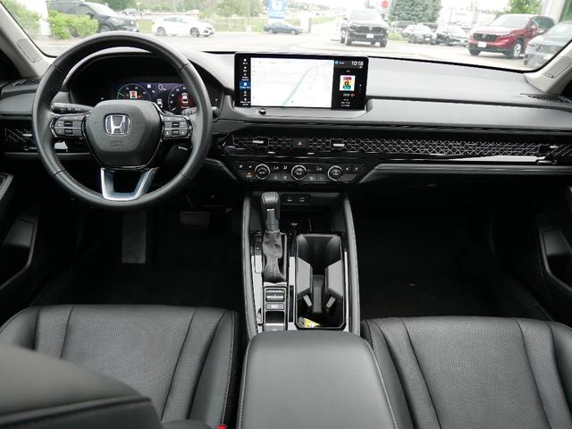 Photo of 2023 Platinum White Pearl Honda Accord Hybrid