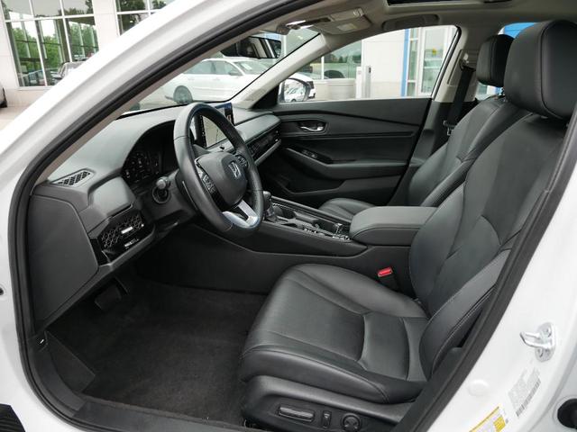 Photo of 2023 Platinum White Pearl Honda Accord Hybrid