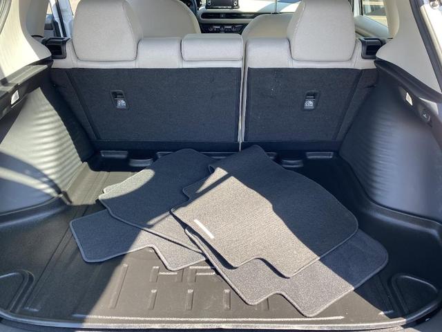 Photo of 2023 Platinum White Pearl Honda HR-V