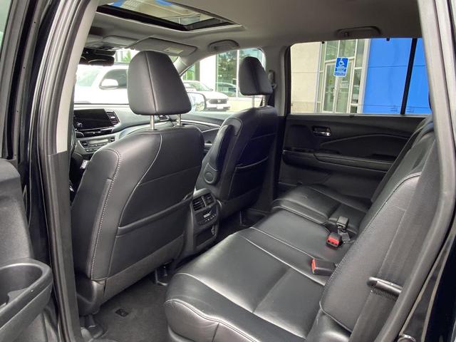 Photo of 2019 Crystal Black Pearl Honda Pilot