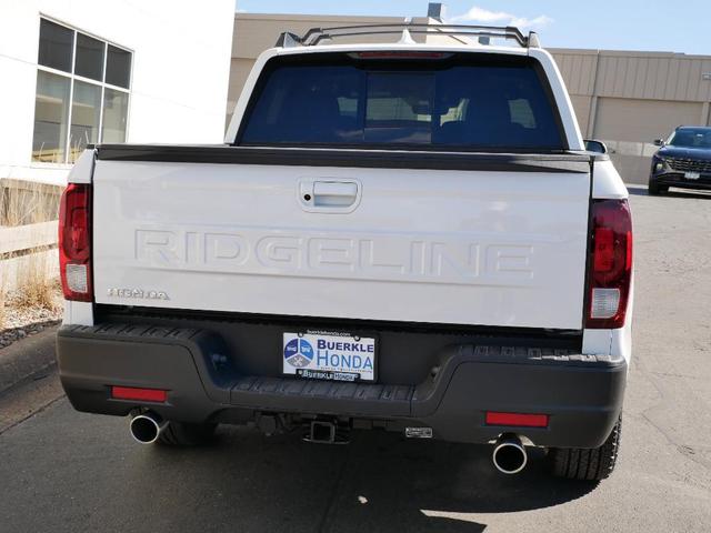 Photo of 2025 Platinum White Honda Ridgeline