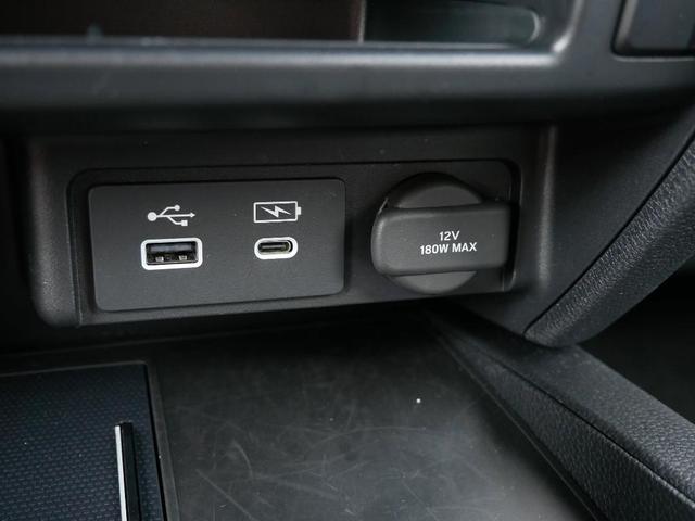 Photo of 2025 Platinum White Pearl Honda Passport