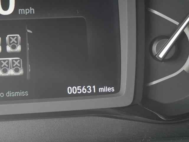 Photo of 2025 Platinum White Pearl Honda Passport