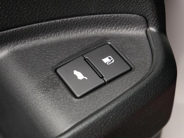 Photo of 2025 Platinum White Pearl Honda Passport