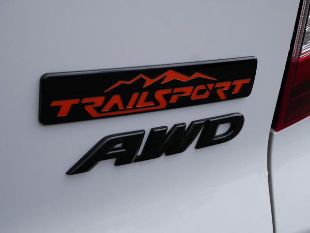 Photo of 2025 Platinum White Pearl Honda Passport