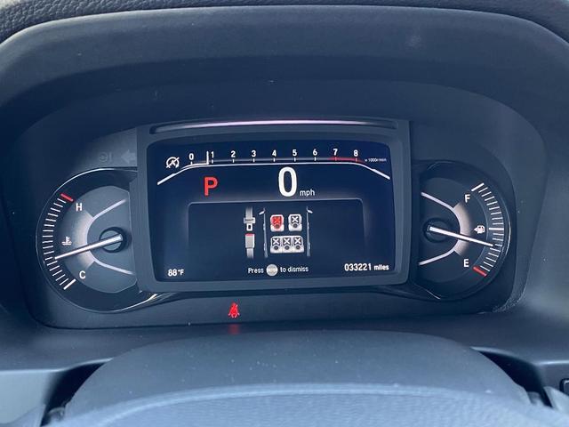 Photo of 2022 Lunar Silver Metallic Honda Passport