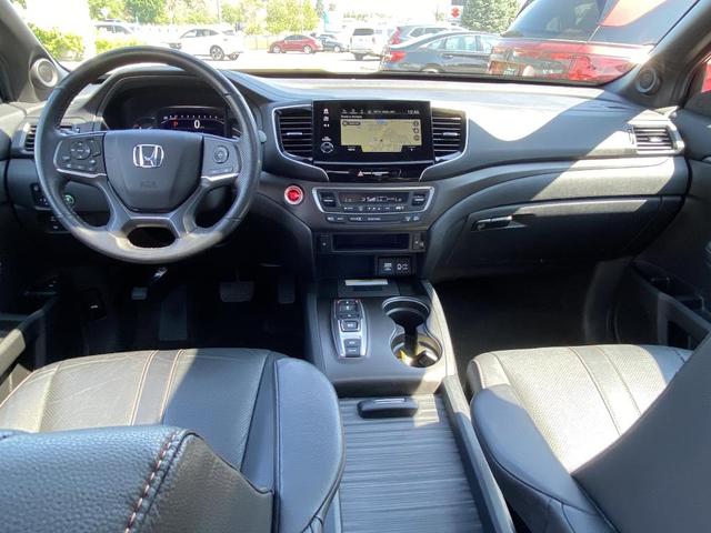 Photo of 2022 Lunar Silver Metallic Honda Passport
