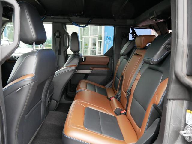 Photo of 2022 CARBONIZEDGRAY Ford Bronco