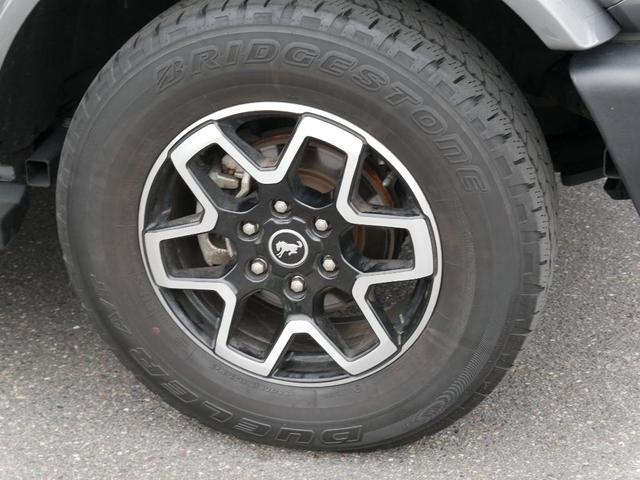 Photo of 2022 CARBONIZEDGRAY Ford Bronco