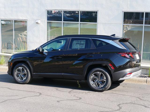 Photo of 2025 Ash Black Hyundai TUCSON Hybrid