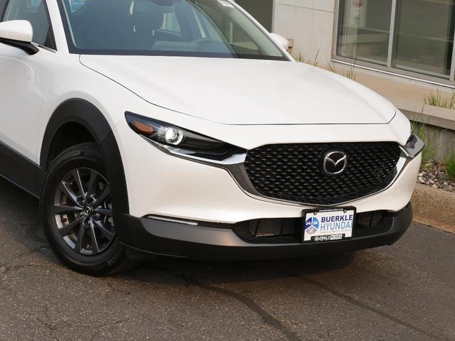 Photo of 2022 Snowflake White Pearl Mazda CX-30