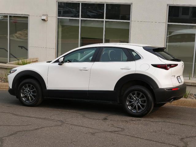 Photo of 2022 Snowflake White Pearl Mazda CX-30