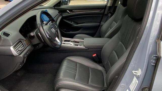 Photo of 2022 Sonic Gray Pearl Honda Accord