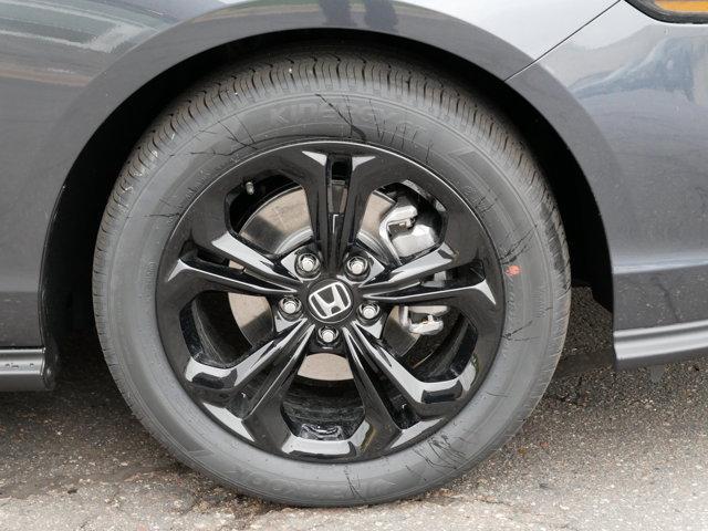 Photo of 2025 Meteorite Gray Metallic Honda Accord