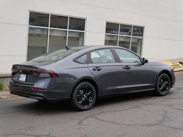 Photo of 2025 Meteorite Gray Metallic Honda Accord