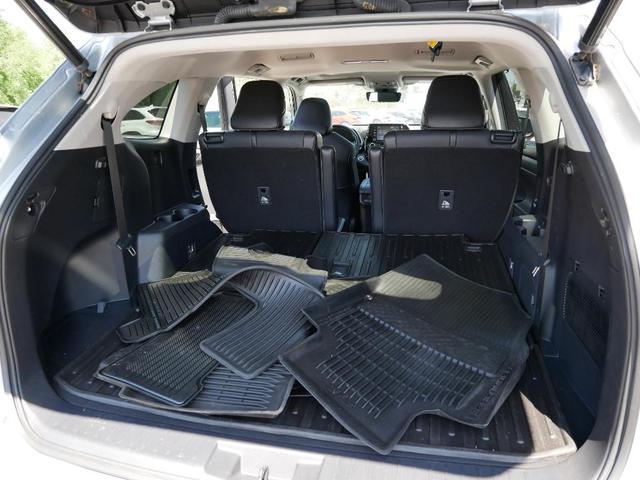 Photo of 2021 Celestial Silver Metallic Toyota Highlander